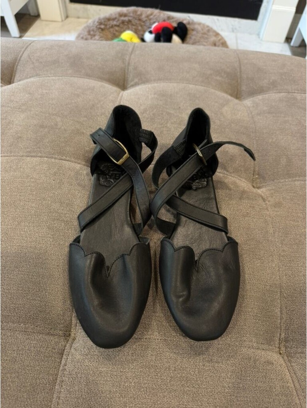 ELF Black Leather Ankle Strap Flats Sandals Womens 7.5